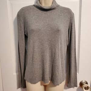 Contemporaine Turtleneck Lightweight Sweater